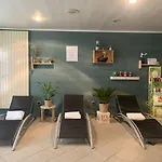 Le Prieuré Hotel 4*