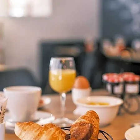 Le Prieure & Hotel 4*
