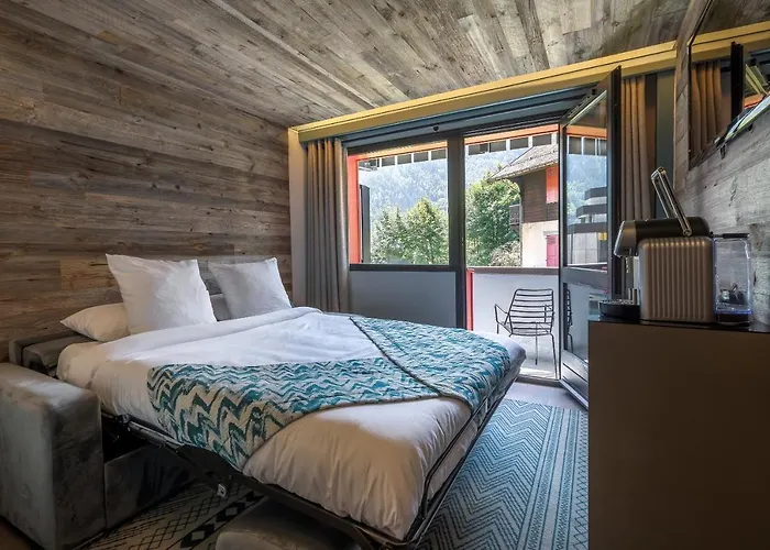 Le Prieure & Hotel